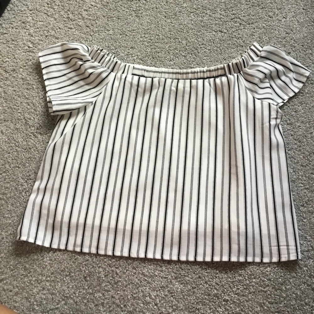 Off the shoulder top - Picture 1 of 5